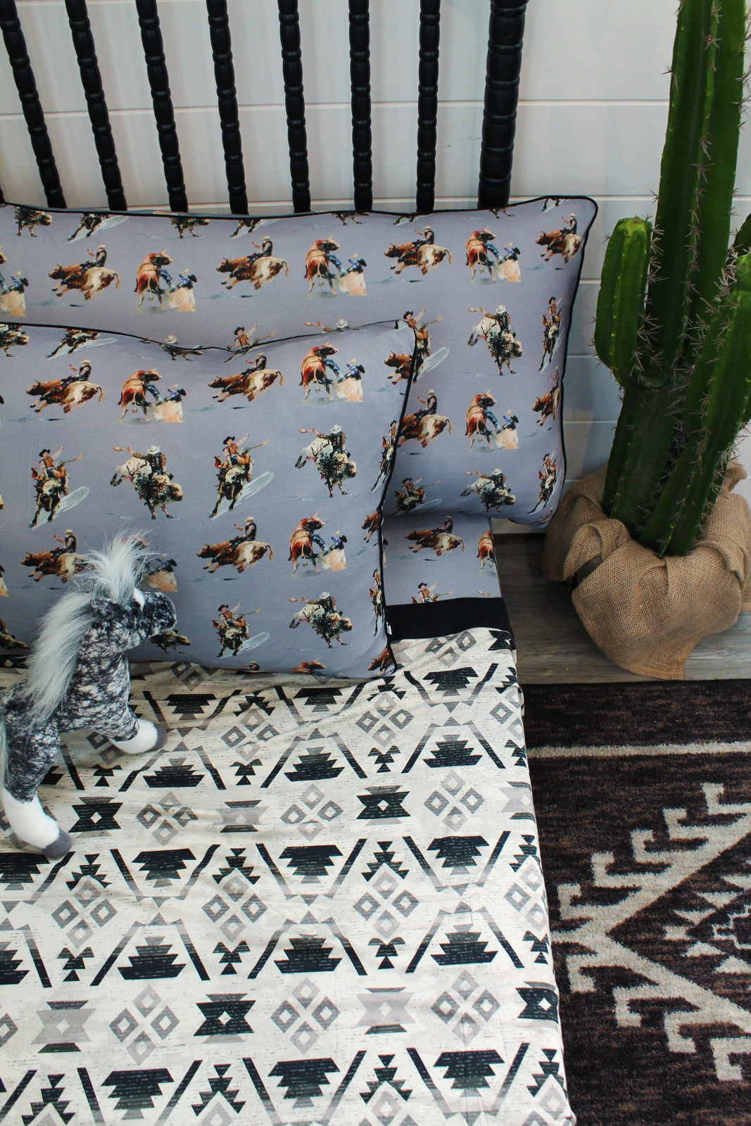 Laredo Pillow Cover