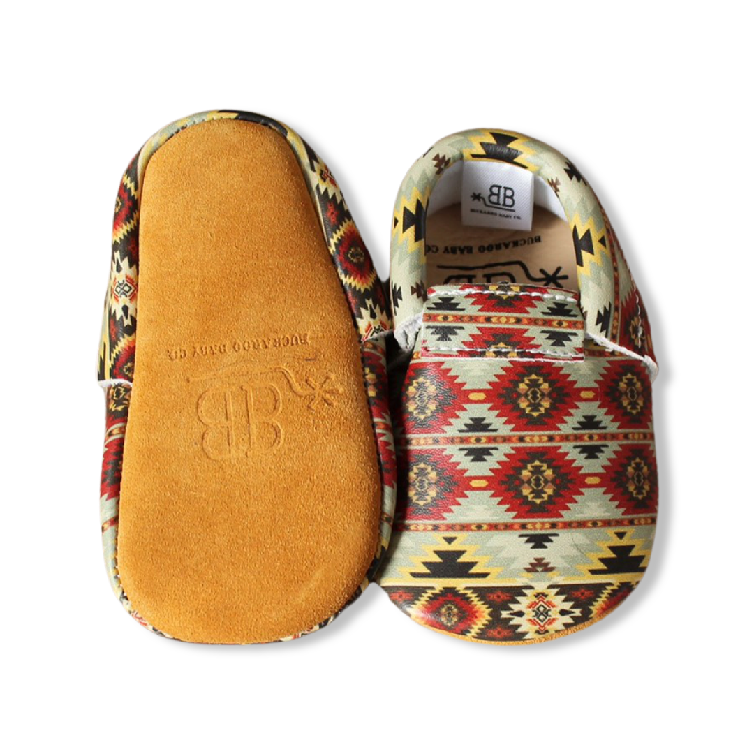 Wyatt Southwest Fringeless Moccasins