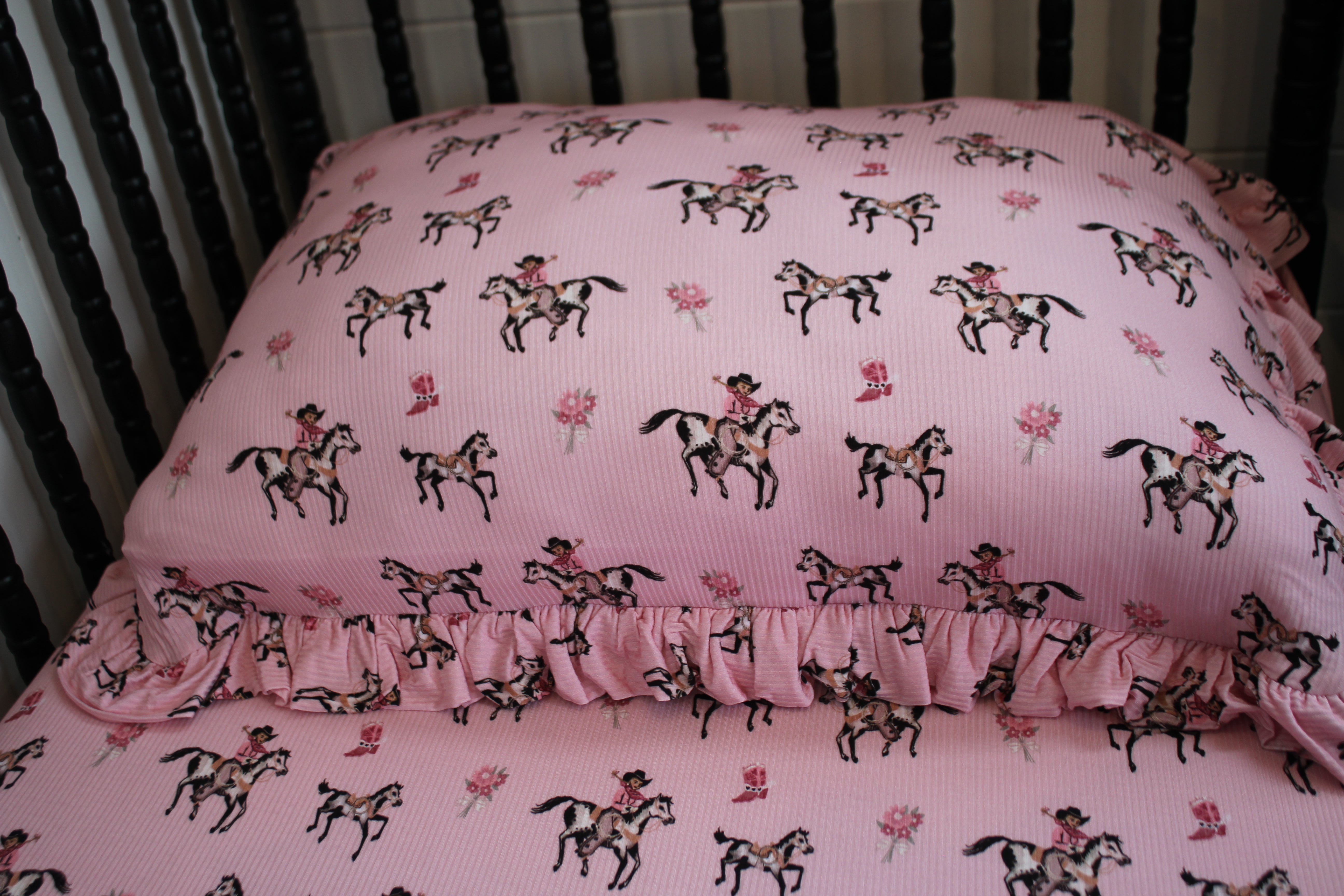 Alice Ruffle Pillow Cover