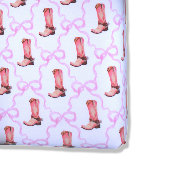 Victoria Cowgirl Boots Crib Sheet