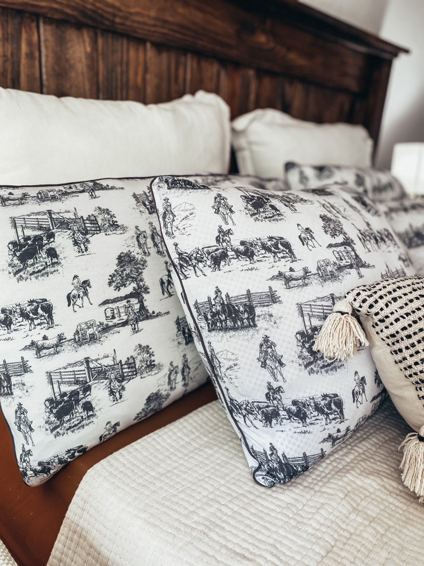 Mineola Pillow Cover