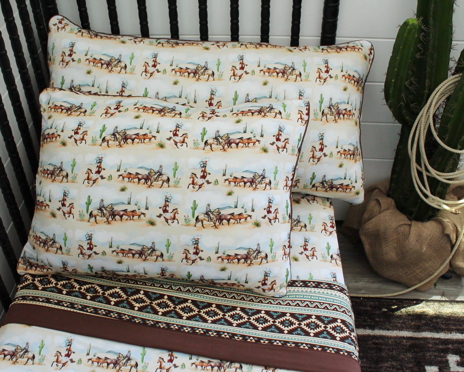Amarillo Pillow Cover