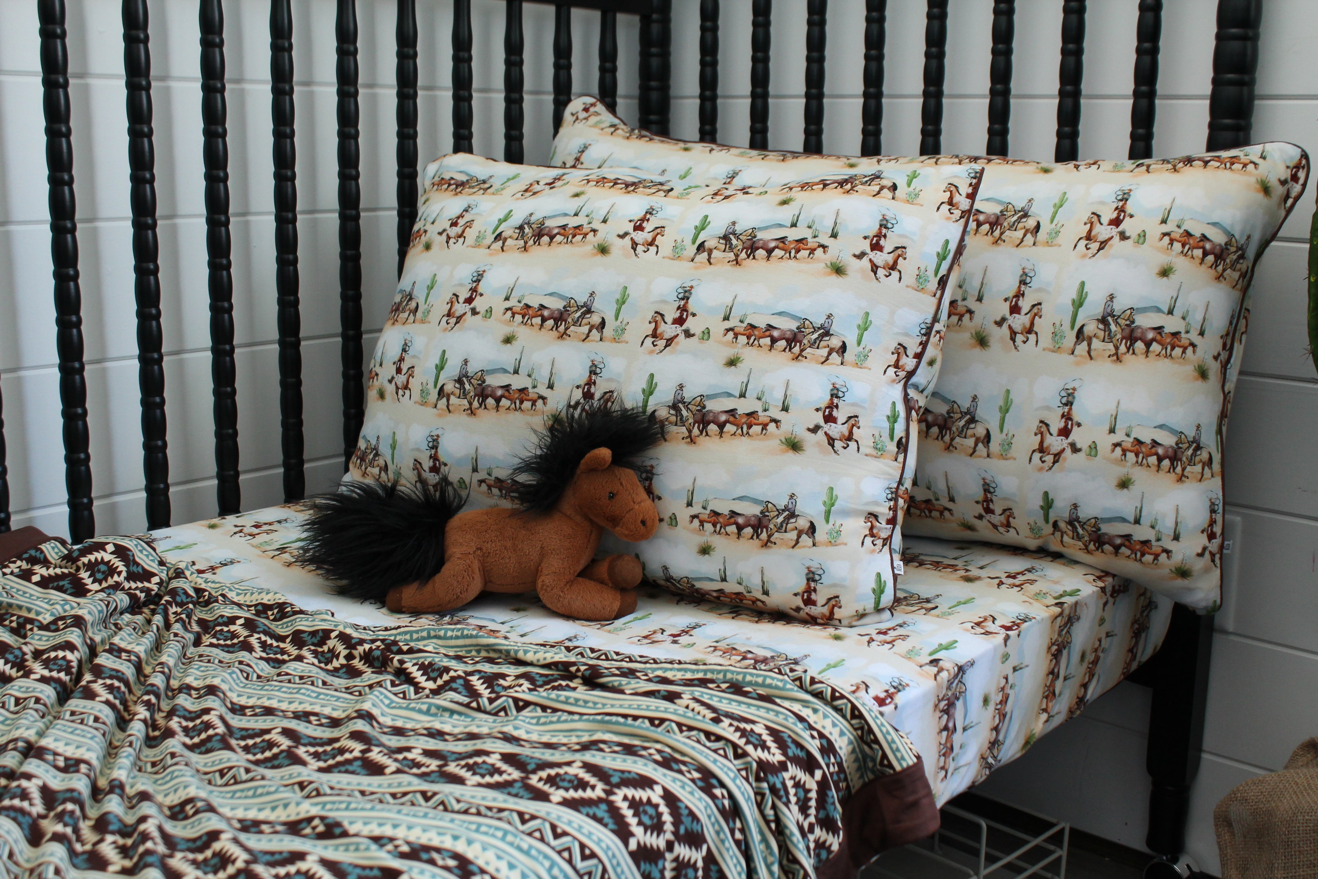 Amarillo Pillow Cover